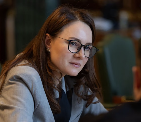 俄乌冲突爆发以来首次，乌政府决定：允许18至22岁男性公民不受限制离境