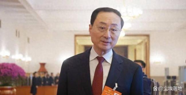 日本前首相称有酒店千人取消预定