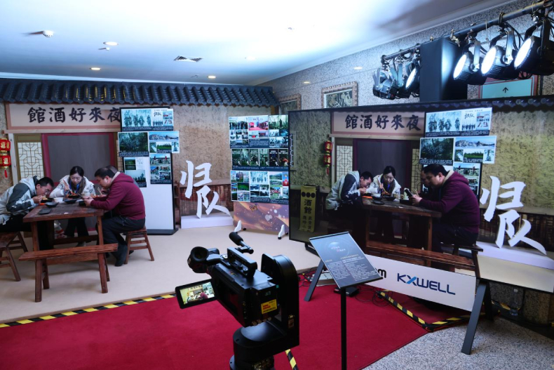 AI互动 智能机器人亮相！视听展带你解锁科技新体验