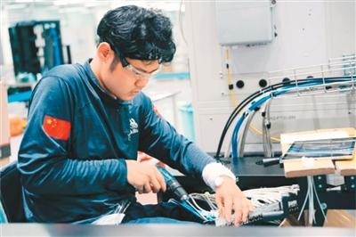 有“技”青年 一展所长