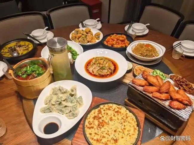 饭店用脏话命名 知情人:是店主绰号