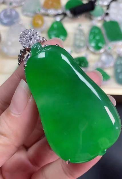 商家268万翡翠标错价拒发货被判赔