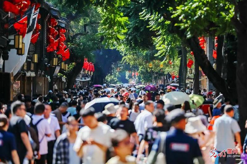 高德8天长假为线下餐饮店带去超1亿客流 高德8天长假为线下餐饮店带去超1亿客流