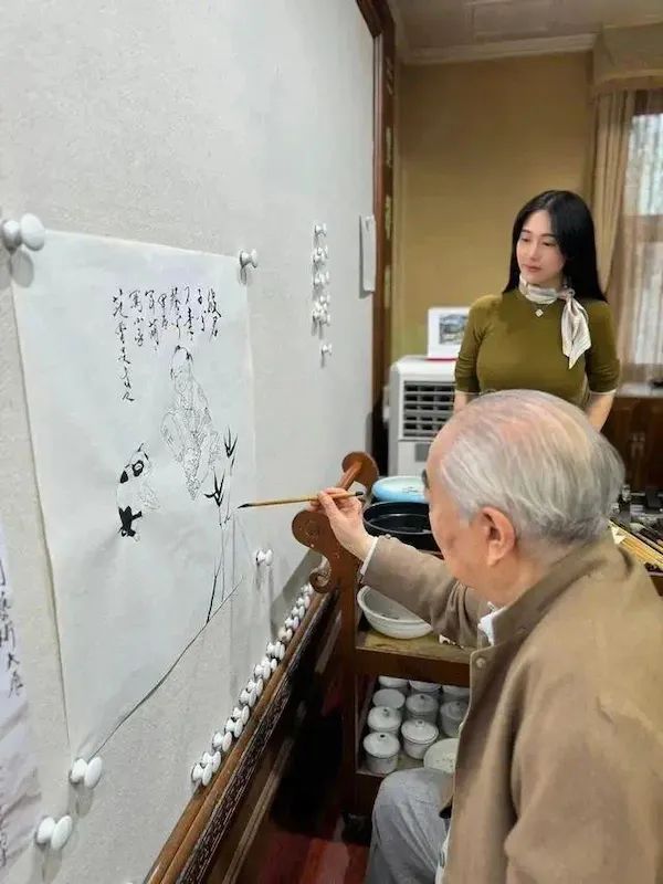 范曾四段婚姻多个子女 或引继承问题