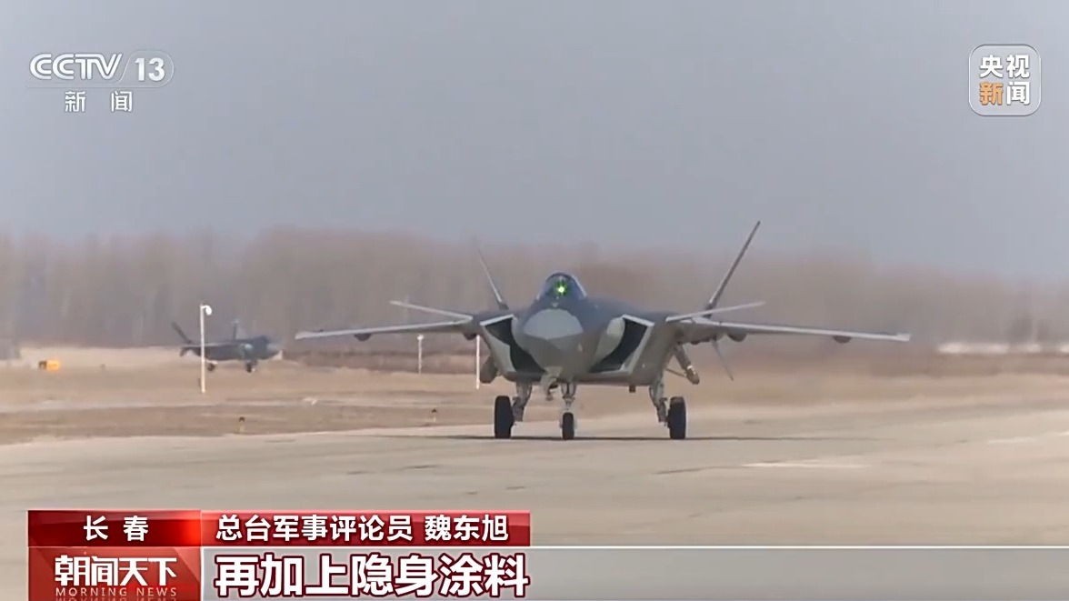 这一刻，自豪！歼-20首飞官方画面时隔14年首次公开