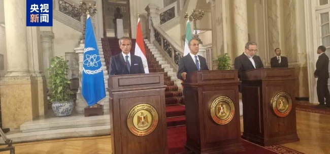 伊外长：伊朗坚定维护其和平利用核能权利