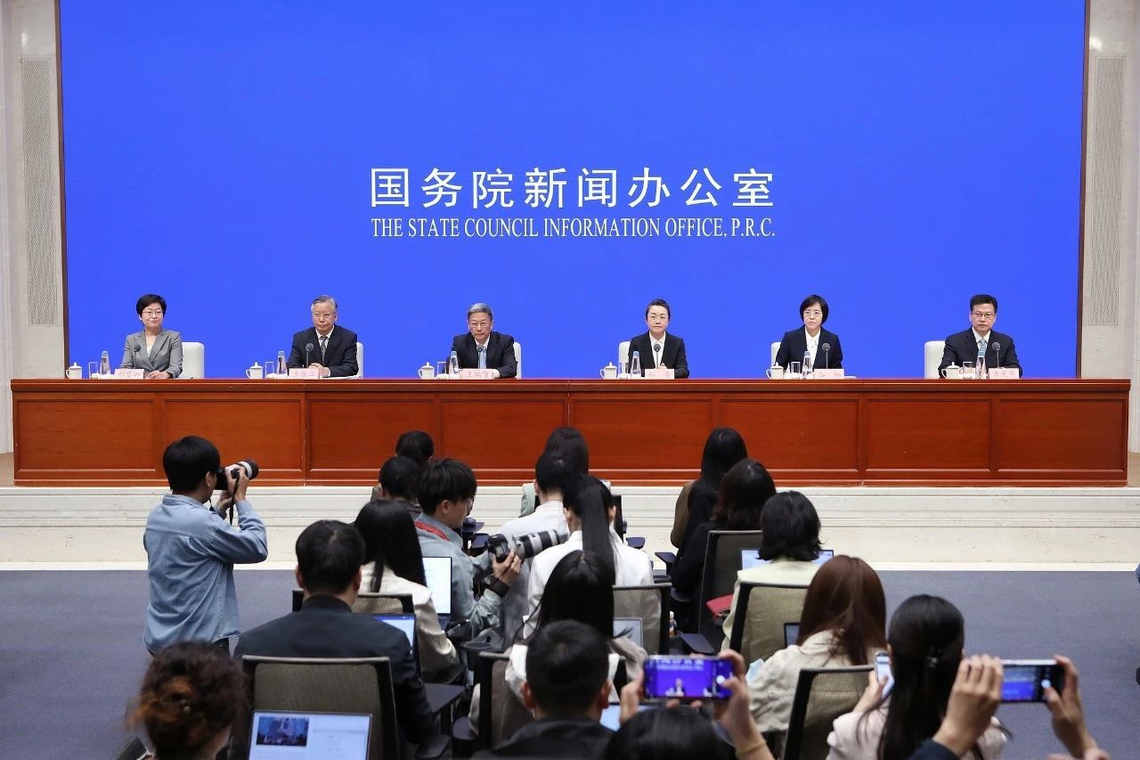 从市场准入、融资、规范执法等方面有力支持民企,这场发布会信息量很大