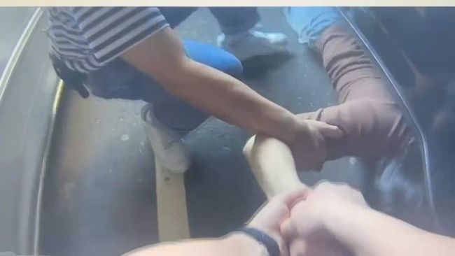 台北街头上演“警匪追逐惊魂记”