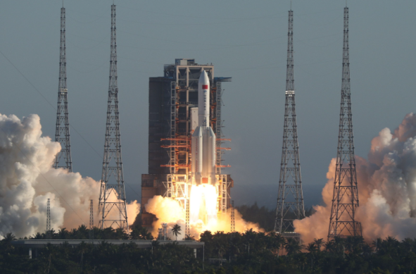 长征五号能将25吨重物推上太空