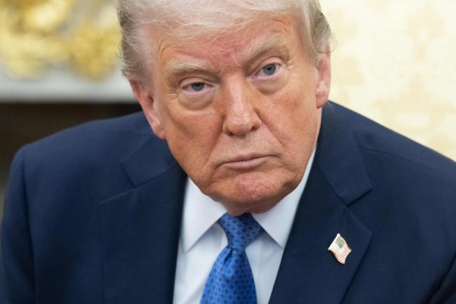 特朗普宣布：赦免75名支持者