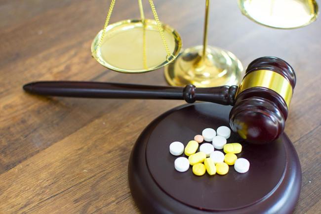 女子70元卖7盒精神药品被判贩毒:买家自称有瘾购药后报警