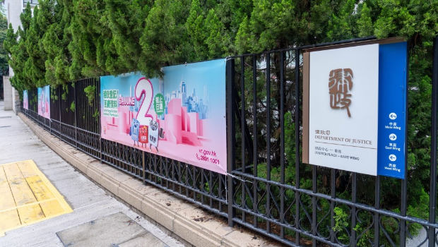 林定国呼吁法律界积极参与选举。 林定国呼吁法律界积极参与选举。