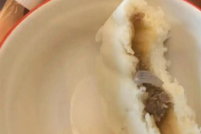 沃尔玛回应山姆肉包吃出异物