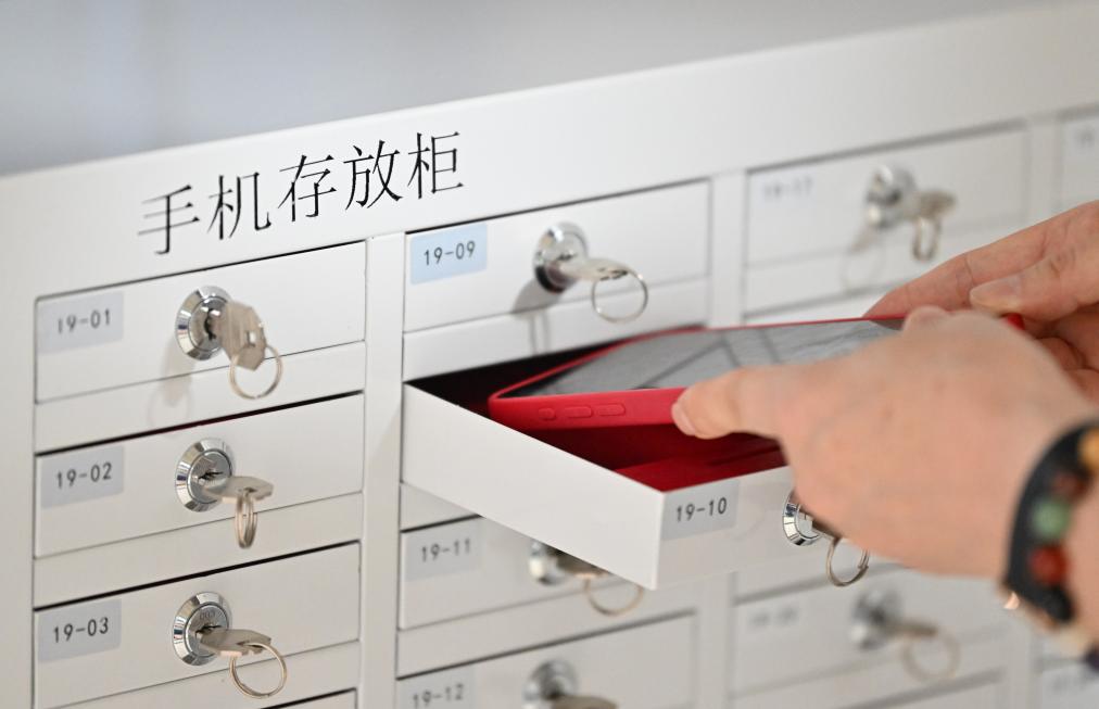 探访高考评卷现场:让每一分有理有据