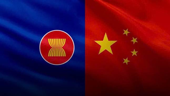 菲律宾为何无法搞平衡外交？博主解读