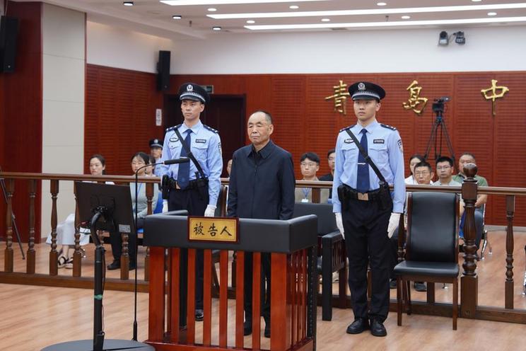 国务院国资委原副部长级干部骆玉林受贿、内幕交易案一审宣判