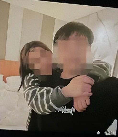 妻子举报丈夫出轨上海一财政局副科长