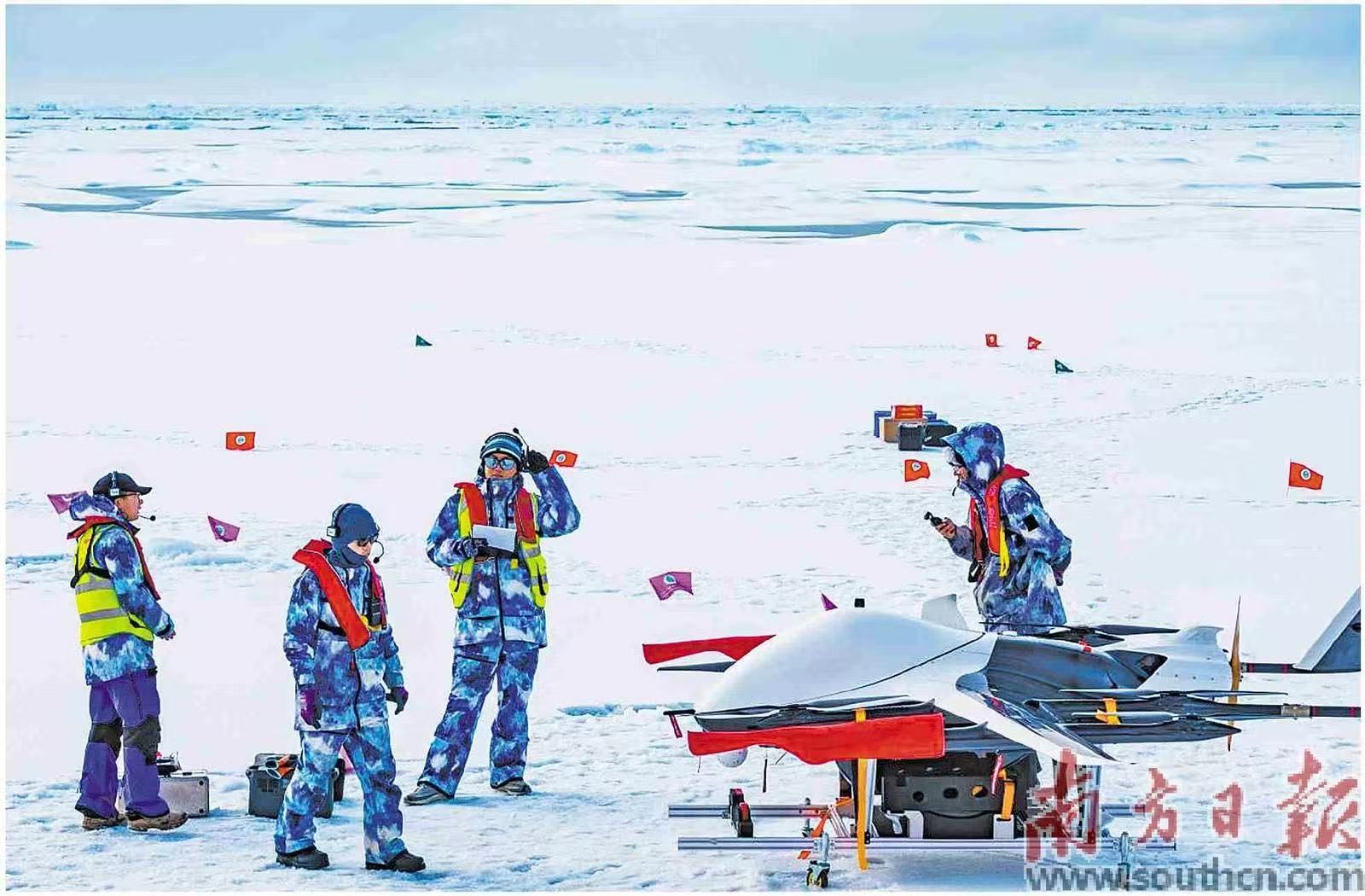科考队员做大载重长航时无人机起飞前的准备。本栏图片均由中山大学提供