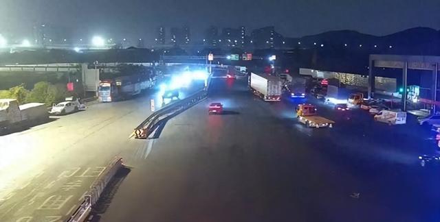 杭州一男子酒驾上高速被儿子举报