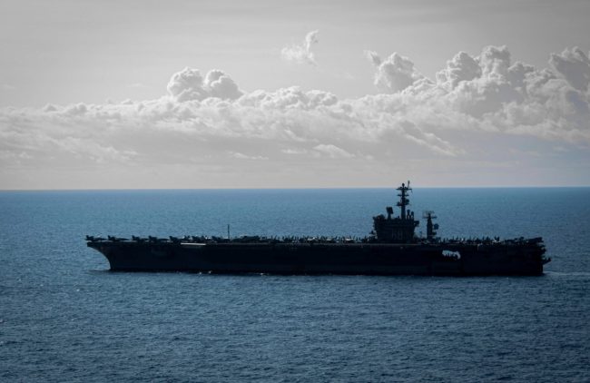 “尼米兹”前脚刚走，“华盛顿”号后脚跟进南海