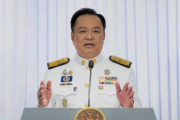 泰国总理出席我驻泰使馆招待会