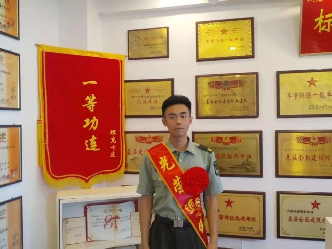 00后退伍返家仅4小时就救了一楼人