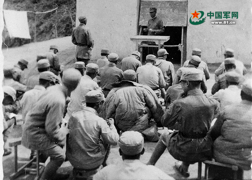 老照片中的好作风|致敬,我们初心的显影