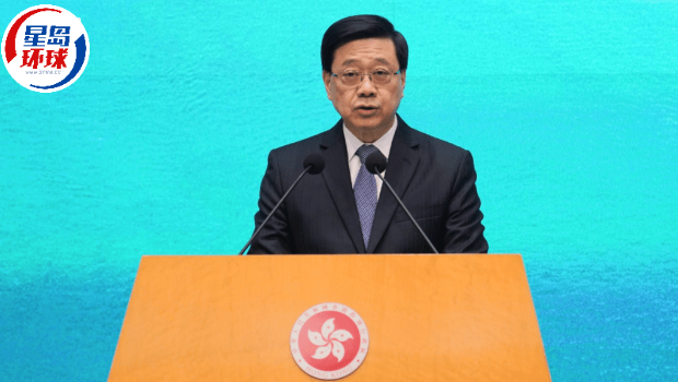 李家超赞赏特区救援队专业勇敢 李家超赞赏特区救援队专业勇敢