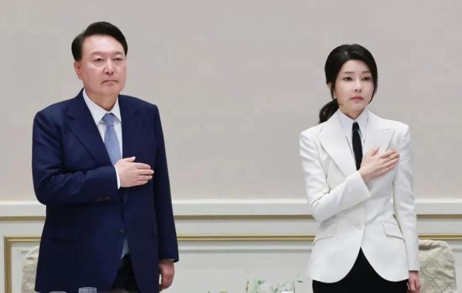 韩国前第一夫人金建希住院