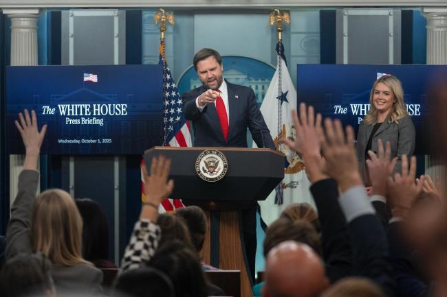 美政府“关门”持续