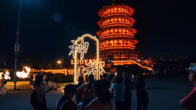 年轻人为何如此钟爱神都洛阳