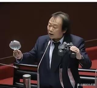 韩国瑜互动王世坚再出金句