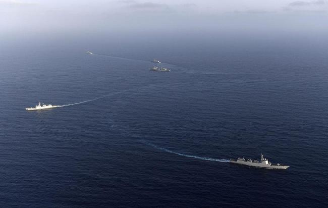 专家:美英军舰台海滋事是以卵击石