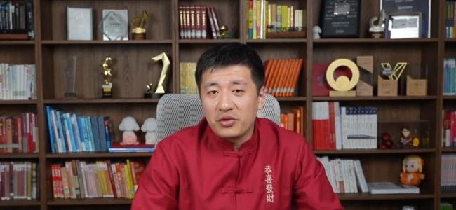 张雪峰公司每月放1次3天小长假 福利再升级