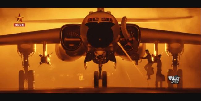 藏不住了！中国空军这支轰炸机队，规模远超俄罗斯，实力直逼美国