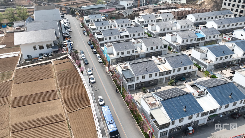 【乡路上,感受脉动中国】路畅业兴 小山村迎来“奔村游”