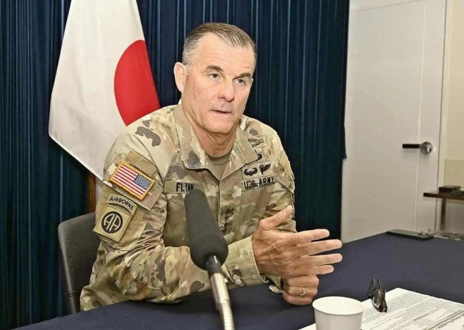 美防长访问马尼拉意欲何为