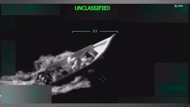 美军袭击细节被曝：美防长下令“不留活口”