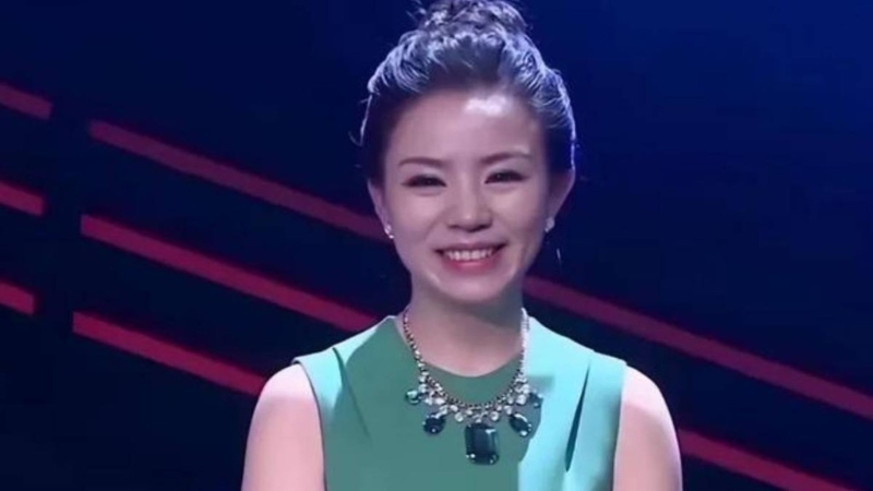 金昀