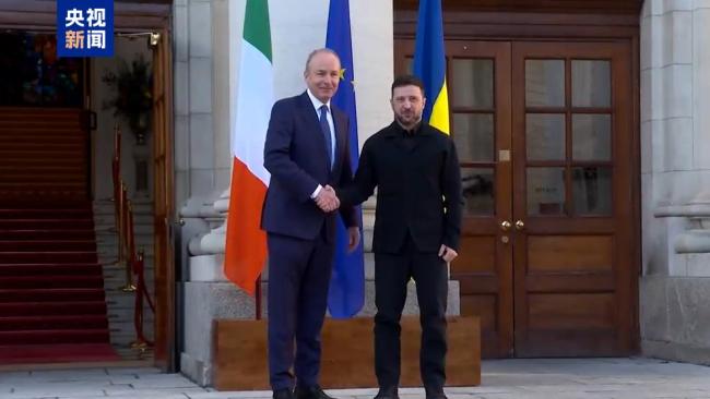 乌总统：俄乌和平协议无简单解决方案