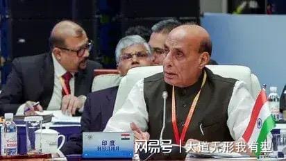 印巴防长罕见同框