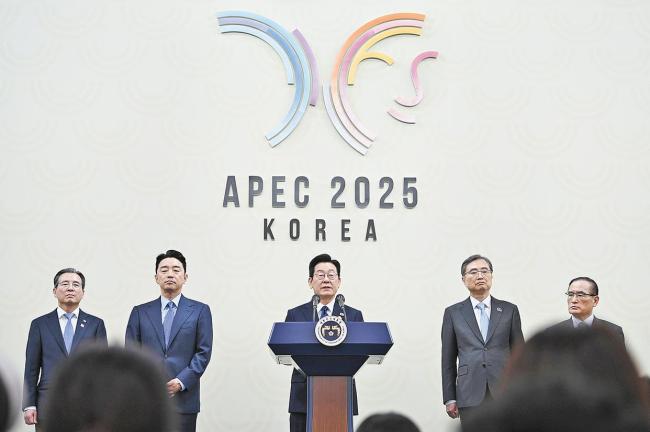 欢呼全面修复对华关系，担心韩美关税谈判生变，“超级外交周”令韩国喜忧参半