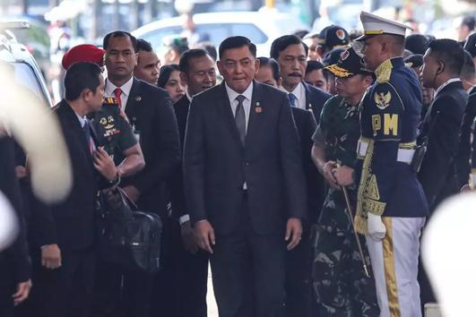 印尼防长：将采购中国歼-10战机