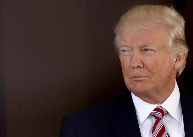 中国连出三张“王牌”,特朗普急了,意外的事接连发生