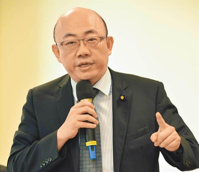 郭正亮痛骂民进党当局“混蛋”