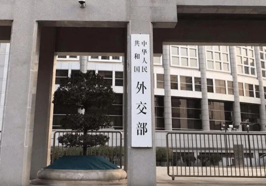 外交部：对日本参议员石平采取反制措施