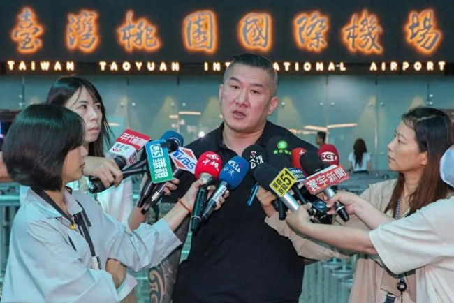 台网红馆长上海被投喂茶叶蛋