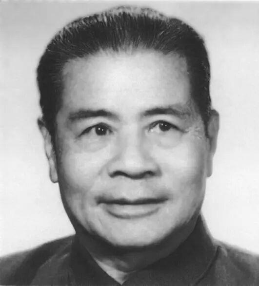 他不是演员 却“演”了一辈子商人