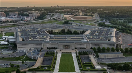 美军空袭四艘“贩毒船” 致14死