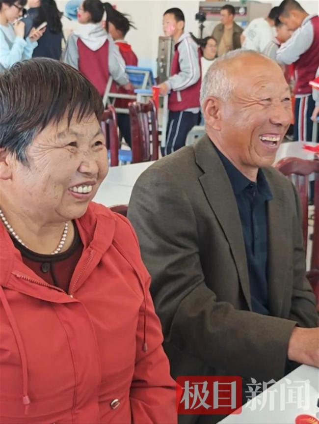 神20发射成功王杰父亲长舒一口气
